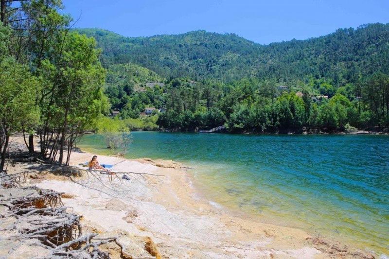 Villa Casinha Dos Cubos à Gerês Extérieur photo